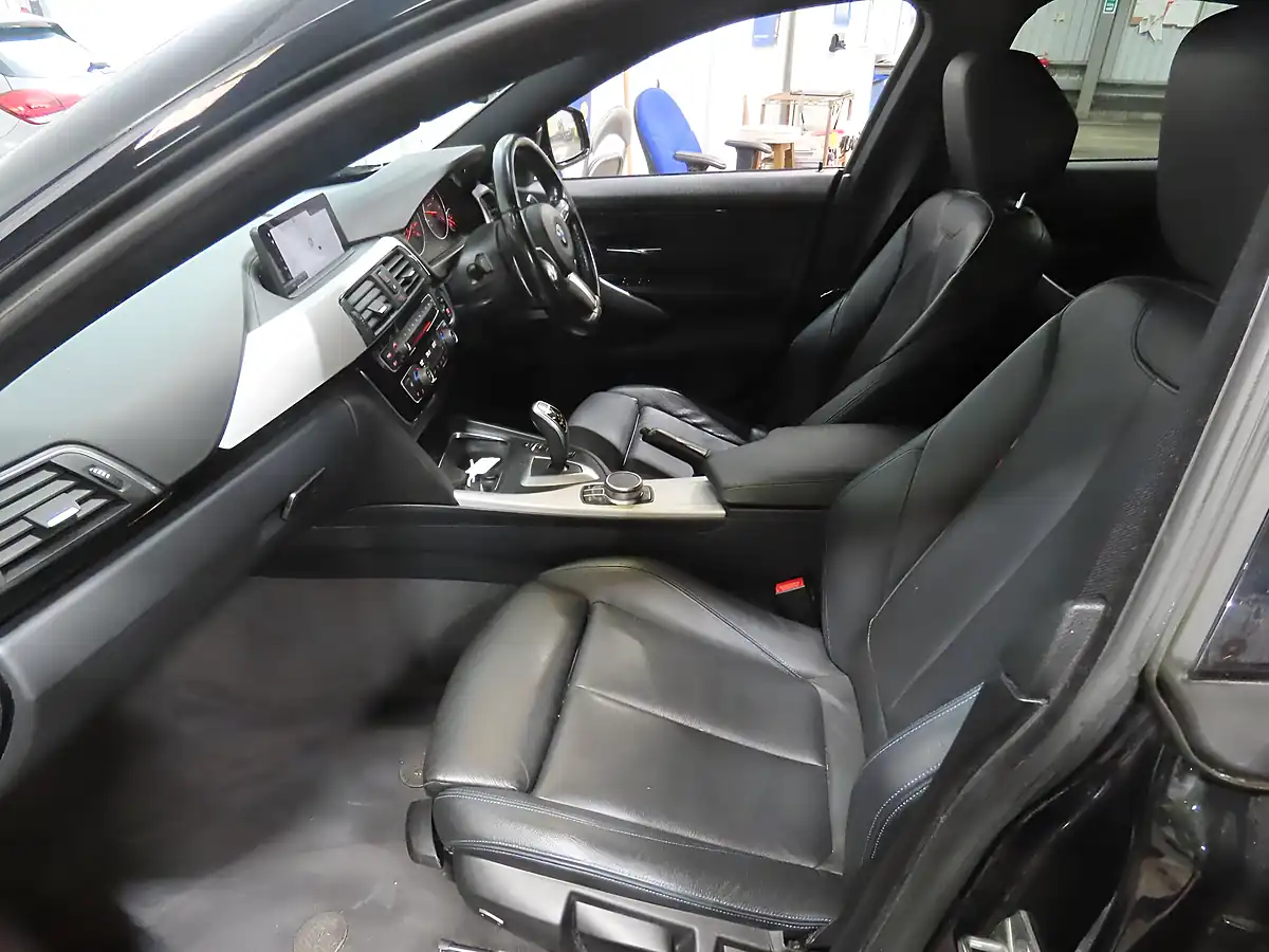 Used 2019 BMW 4 Series Gran Coupe M Sport Black - Interior and Exterior details 9