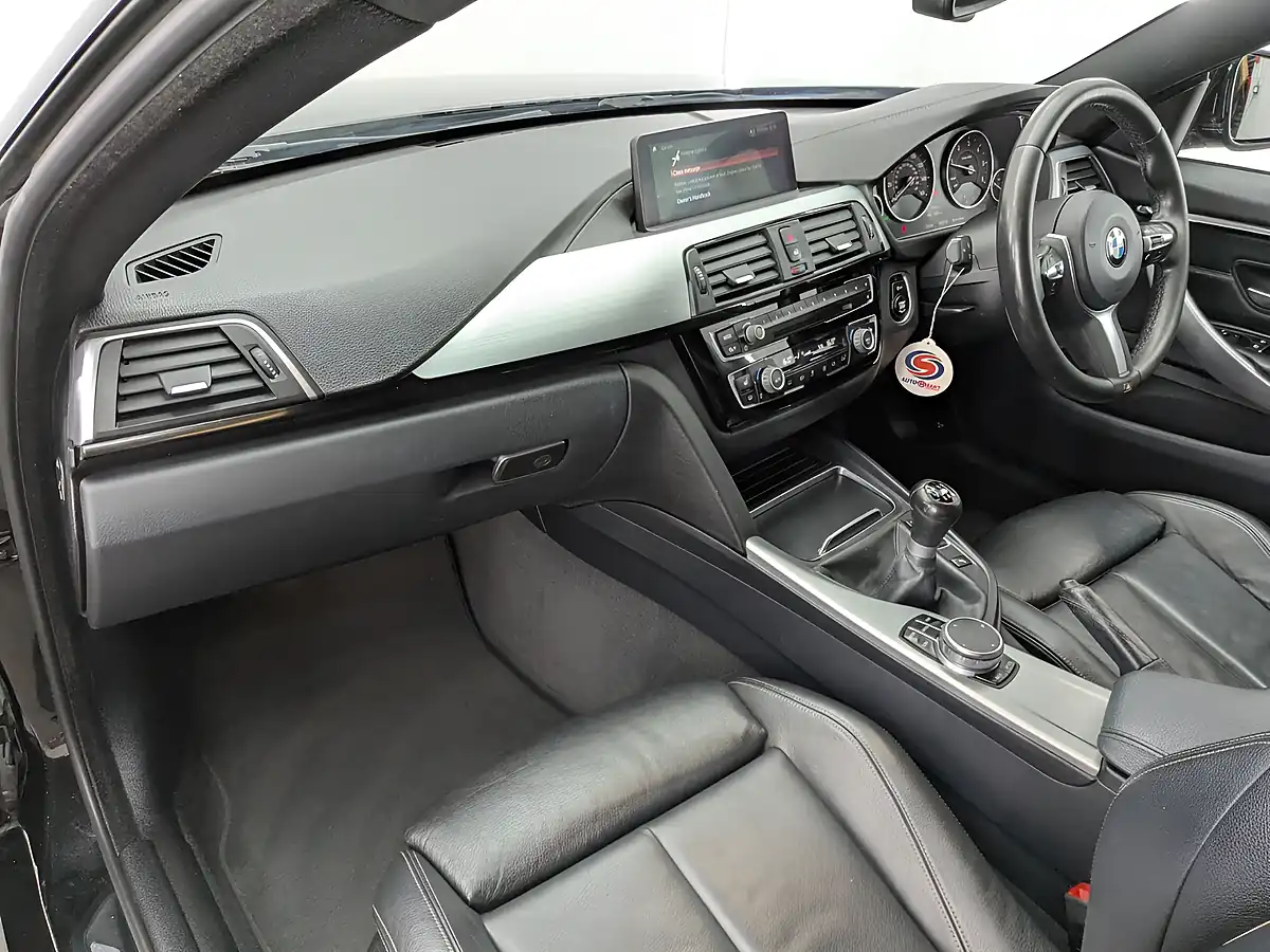 Used 2019 BMW 4 Series Gran Coupe M Sport Black Sapphire - Interior and Exterior details 16