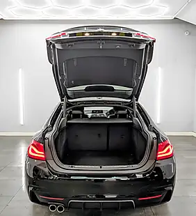 Used 2019 BMW 4 Series Gran Coupe M Sport Black Sapphire - Interior and Exterior details 9