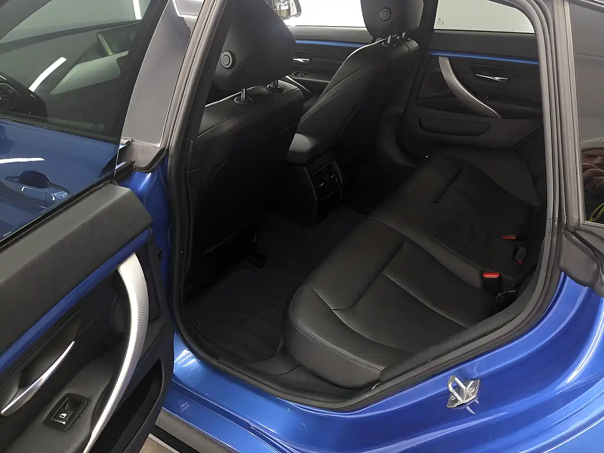 Used 2019 BMW 4 Series Gran Coupe M Sport Estoril Blue - Interior and Exterior details 19