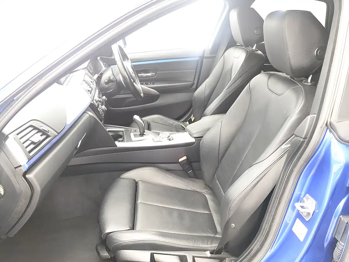 Used 2019 BMW 4 Series Gran Coupe M Sport Estoril Blue - Interior and Exterior details 20