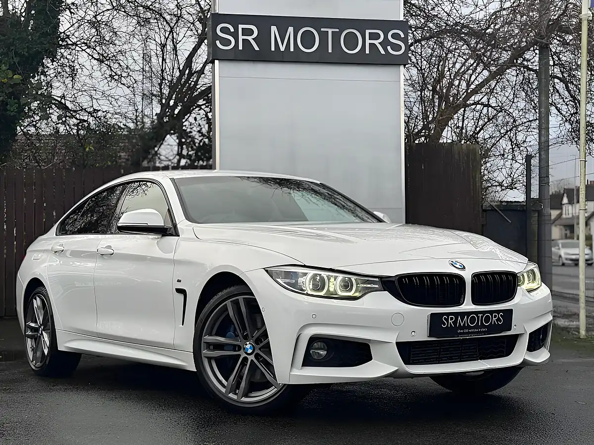 Used 2019 BMW 4 Series Gran Coupe M Sport White - Front View