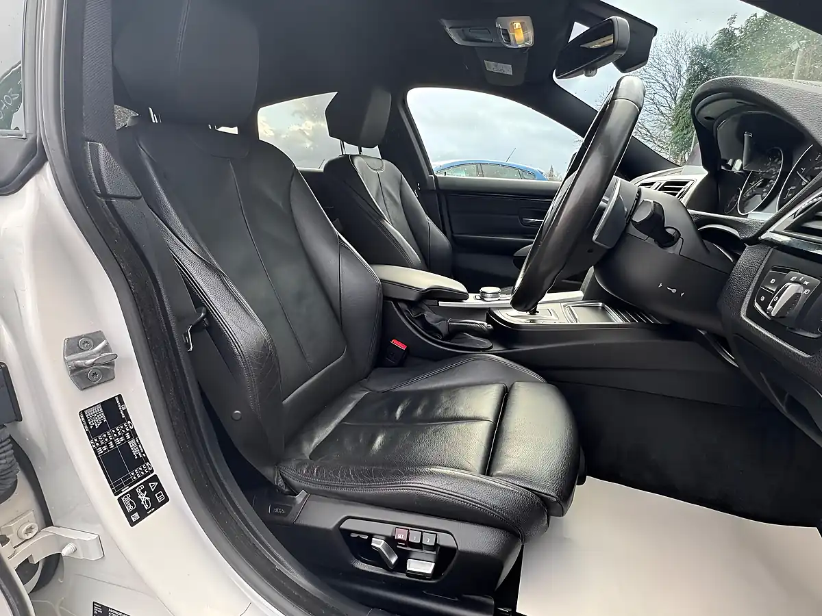 Used 2019 BMW 4 Series Gran Coupe M Sport White - Interior and Exterior details 11