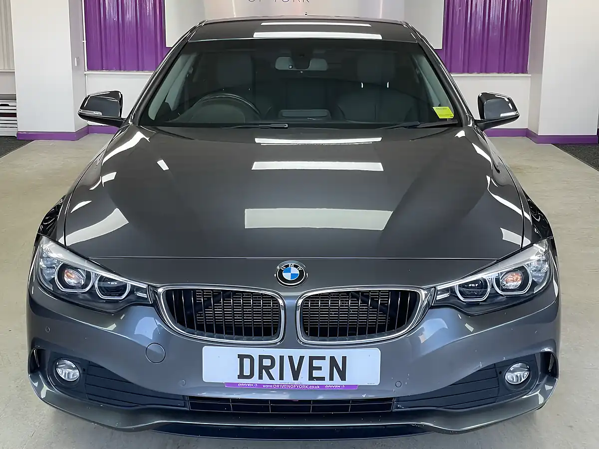 Used 2019 BMW 4 Series Gran Coupe Se Mineral Grey - Interior and Exterior details 6