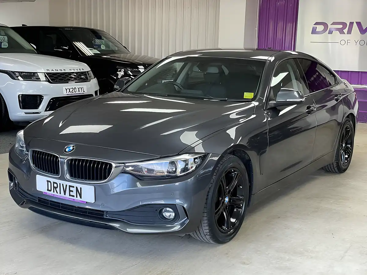 Used 2019 BMW 4 Series Gran Coupe Se Mineral Grey - Interior and Exterior details 7