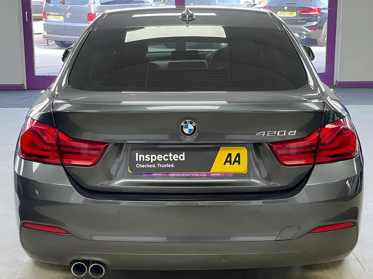Used 2019 BMW 4 Series Gran Coupe Se Mineral Grey - Interior and Exterior details 9