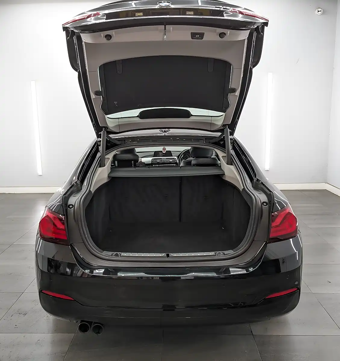 Used 2019 BMW 4 Series Gran Coupe Sport Black - Interior and Exterior details 9