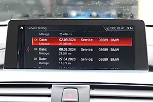 Used 2019 BMW 4 Series M Sport Alpine White - Interior and Exterior details 14
