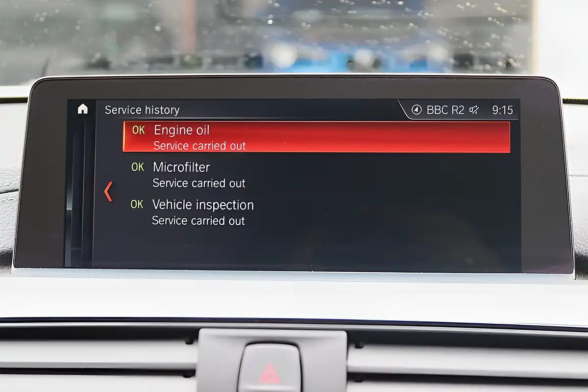 Used 2019 BMW 4 Series M Sport Alpine White - Interior and Exterior details 17