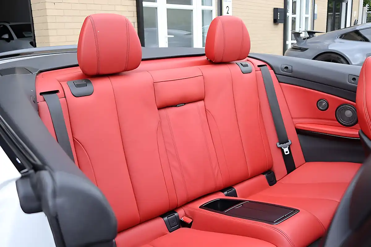 Used 2019 BMW 4 Series M Sport Alpine White - Interior and Exterior details 5