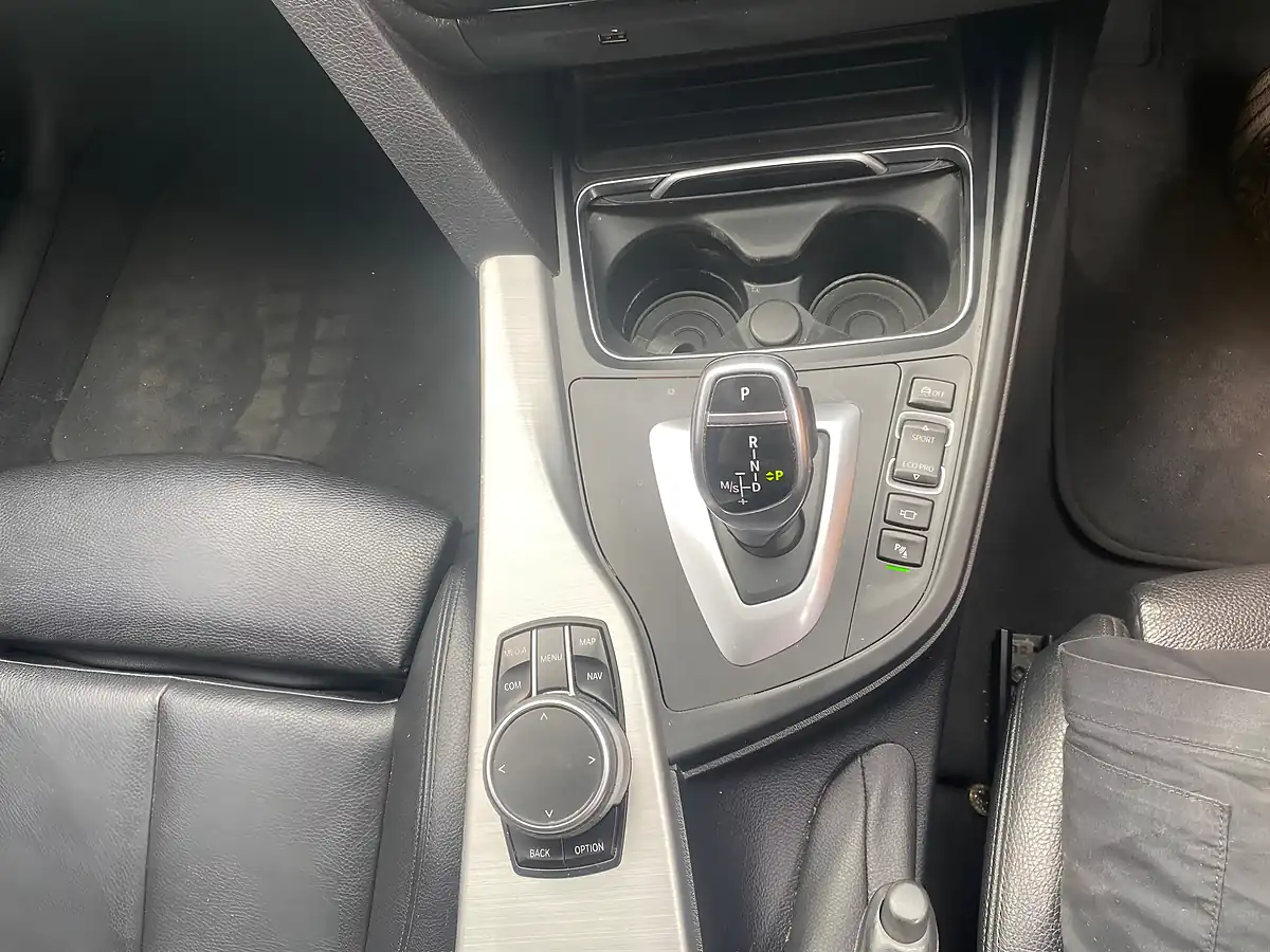 Used 2019 BMW 4 Series M Sport Black - Interior and Exterior details 10