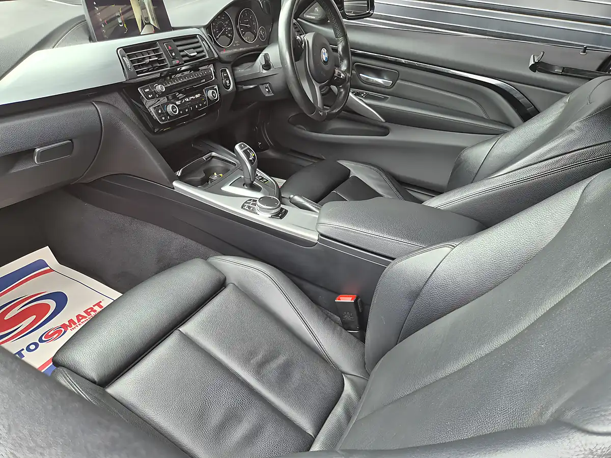 Used 2019 BMW 4 Series M Sport Blue - Interior and Exterior details 7