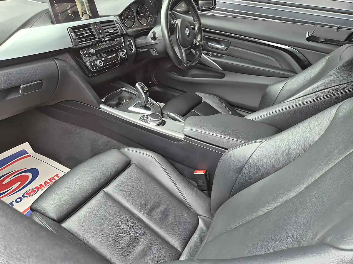 Used 2019 BMW 4 Series M Sport Blue - Interior and Exterior details 7