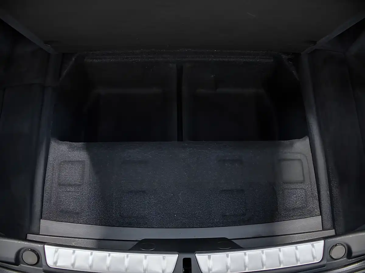 Used 2019 BMW 4 Series M Sport Estoril Blue - Interior and Exterior details 18
