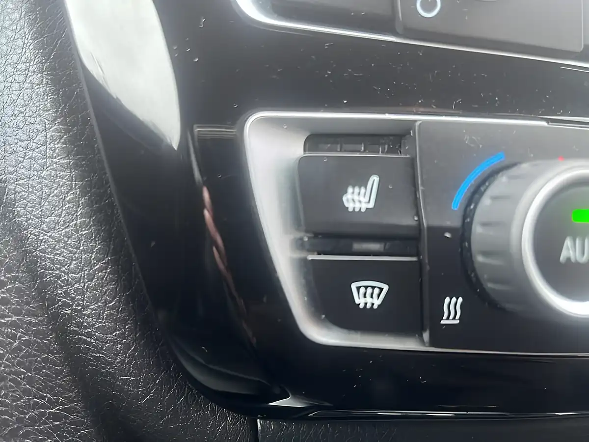 Used 2019 BMW 4 Series M Sport Silver - Interior and Exterior details 16