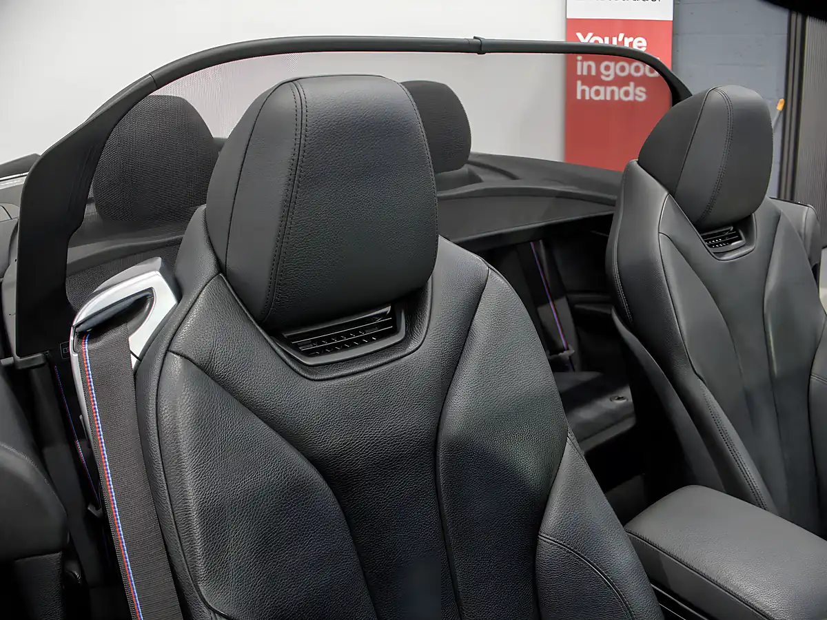 Used 2019 BMW 4 Series M Sport White - Interior and Exterior details 18