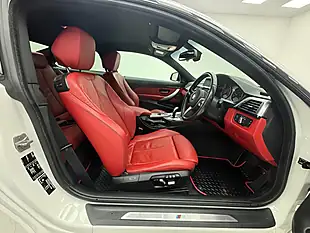 Used 2019 BMW 4 Series M Sport White - Interior and Exterior details 10