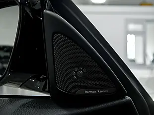 Used 2019 BMW 4 Series M Sport White - Interior and Exterior details 11