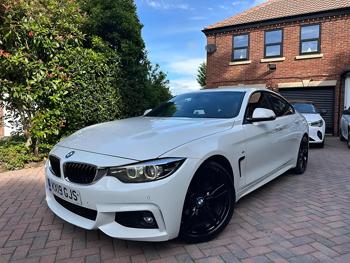 Used 2019 BMW 420i M Sport White - Interior and Exterior details 3