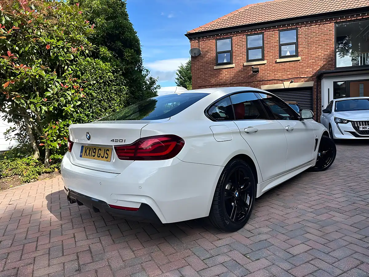 Used 2019 BMW 420i M Sport White - Interior and Exterior details 7