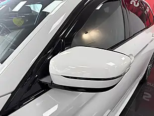 Used 2019 BMW 5 Series M Sport Alpine White - Interior and Exterior details 15