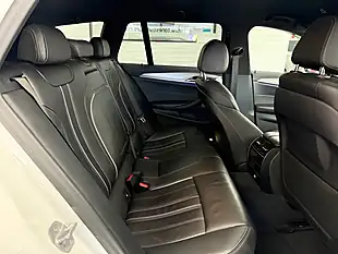 Used 2019 BMW 5 Series M Sport Alpine White - Interior and Exterior details 5