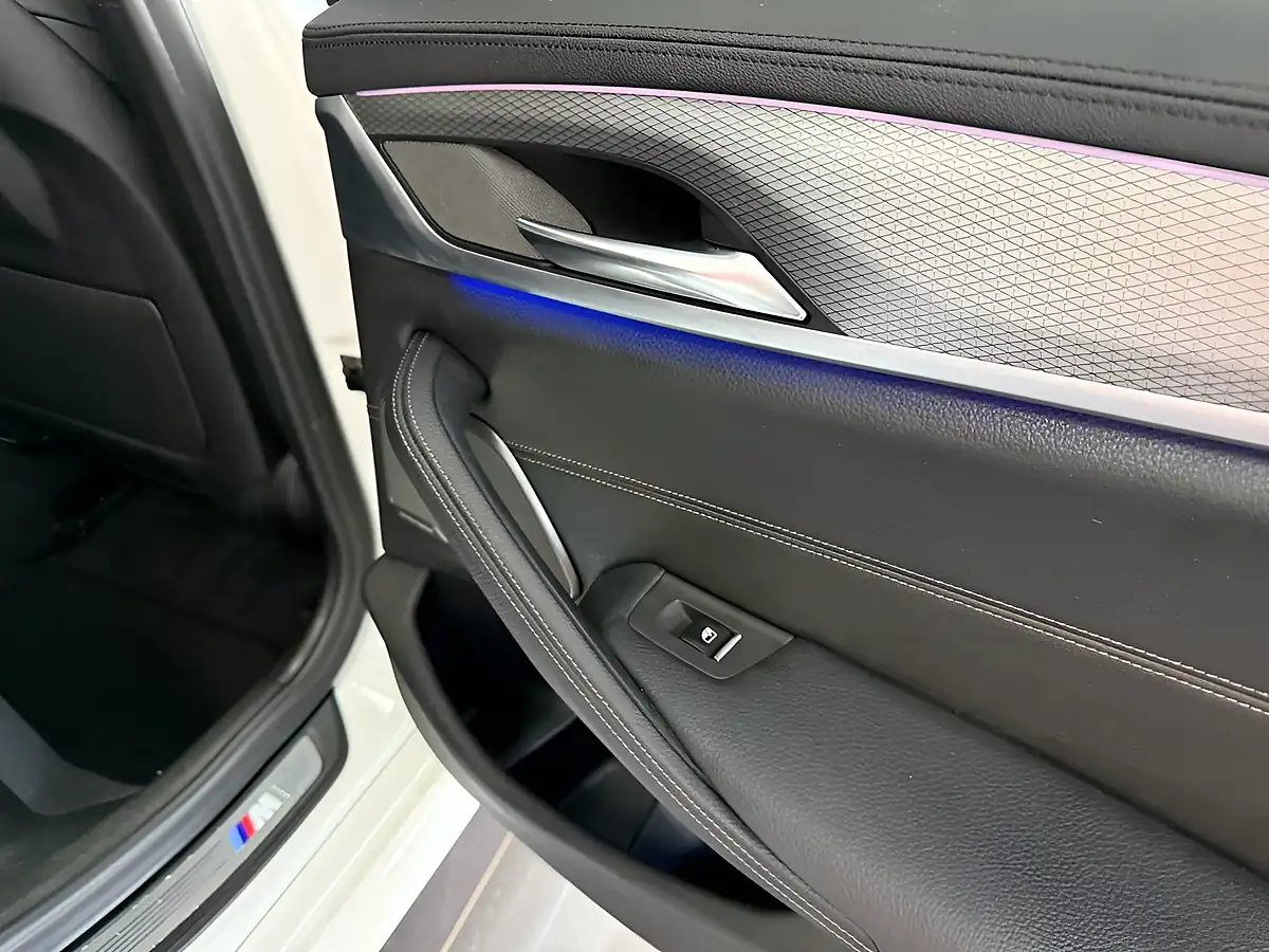 Used 2019 BMW 5 Series M Sport Alpine White - Interior and Exterior details 6