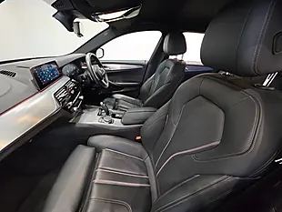 Used 2019 BMW 5 Series M Sport Black - Interior and Exterior details 20