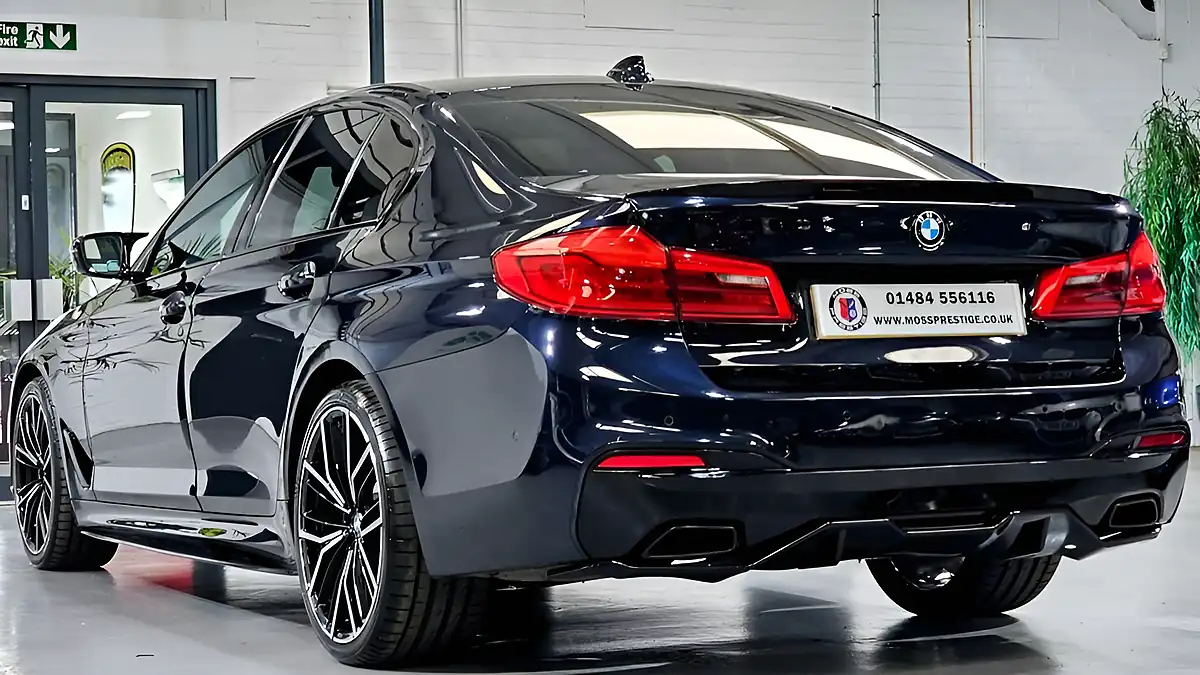 Used 2019 BMW 5 Series M Sport Black - Interior and Exterior details 11