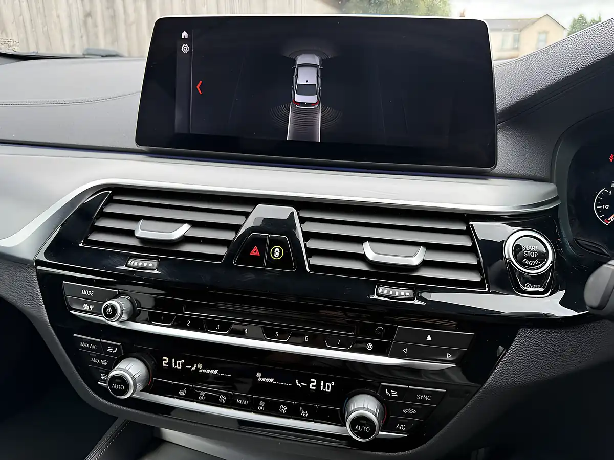 Used 2019 BMW 5 Series M Sport Black - Interior and Exterior details 15