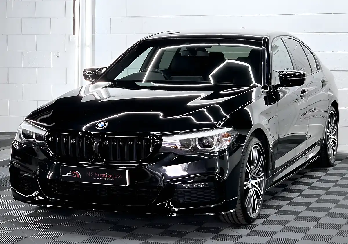 Used 2019 BMW 5 Series M Sport Black Sapphire - Interior and Exterior details 3