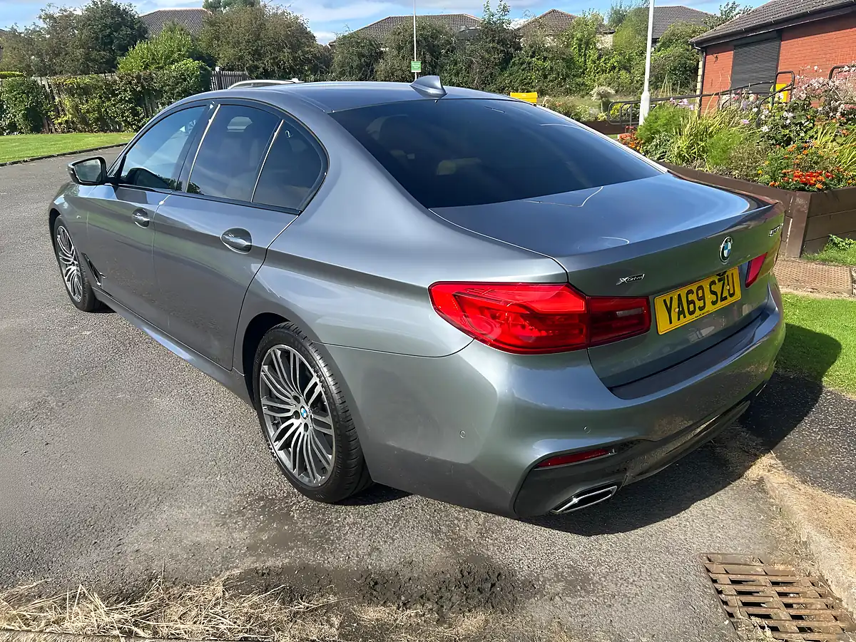 Used 2019 BMW 5 Series M Sport Blue - Interior and Exterior details 3