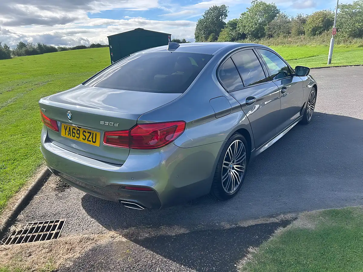 Used 2019 BMW 5 Series M Sport Blue - Interior and Exterior details 6