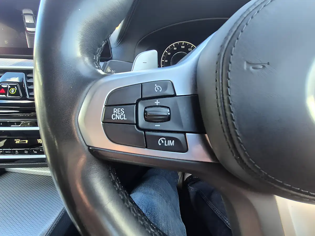 Used 2019 BMW 5 Series M Sport Bluestone - Interior and Exterior details 20