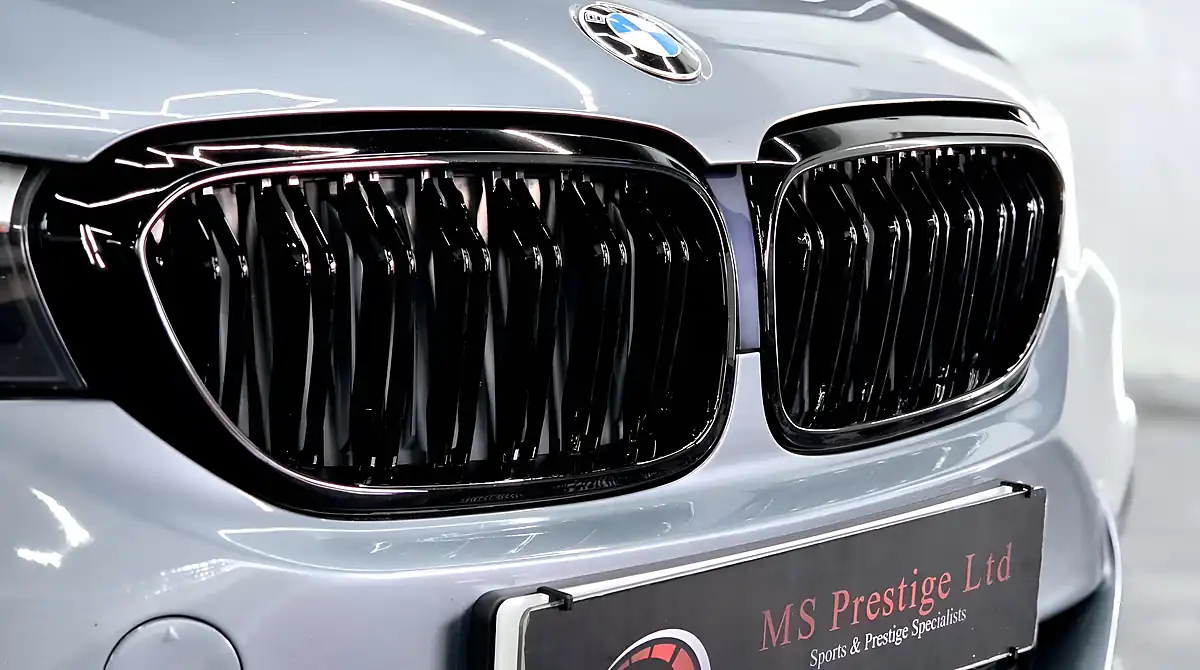 Used 2019 BMW 5 Series M Sport Bluestone - Interior and Exterior details 6