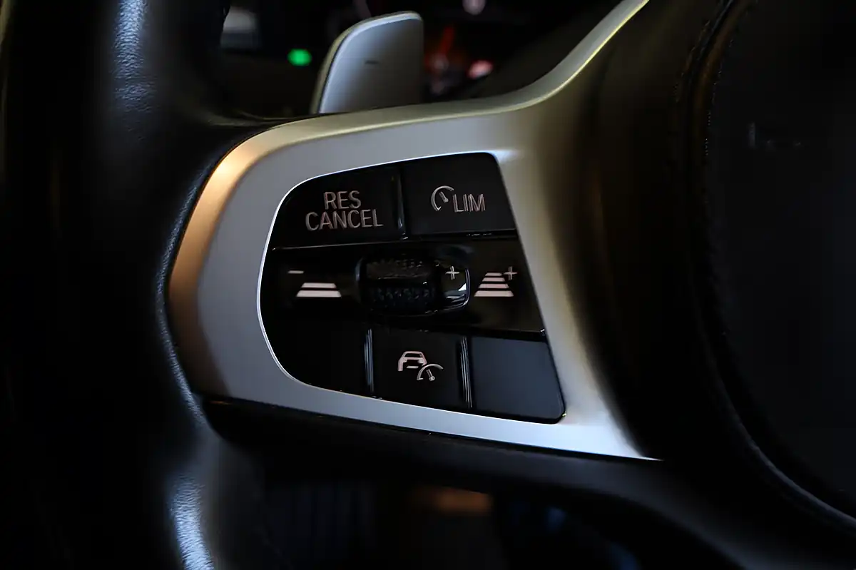 Used 2019 BMW 5 Series M Sport Sophisto Grey Xirallic - Interior and Exterior details 17