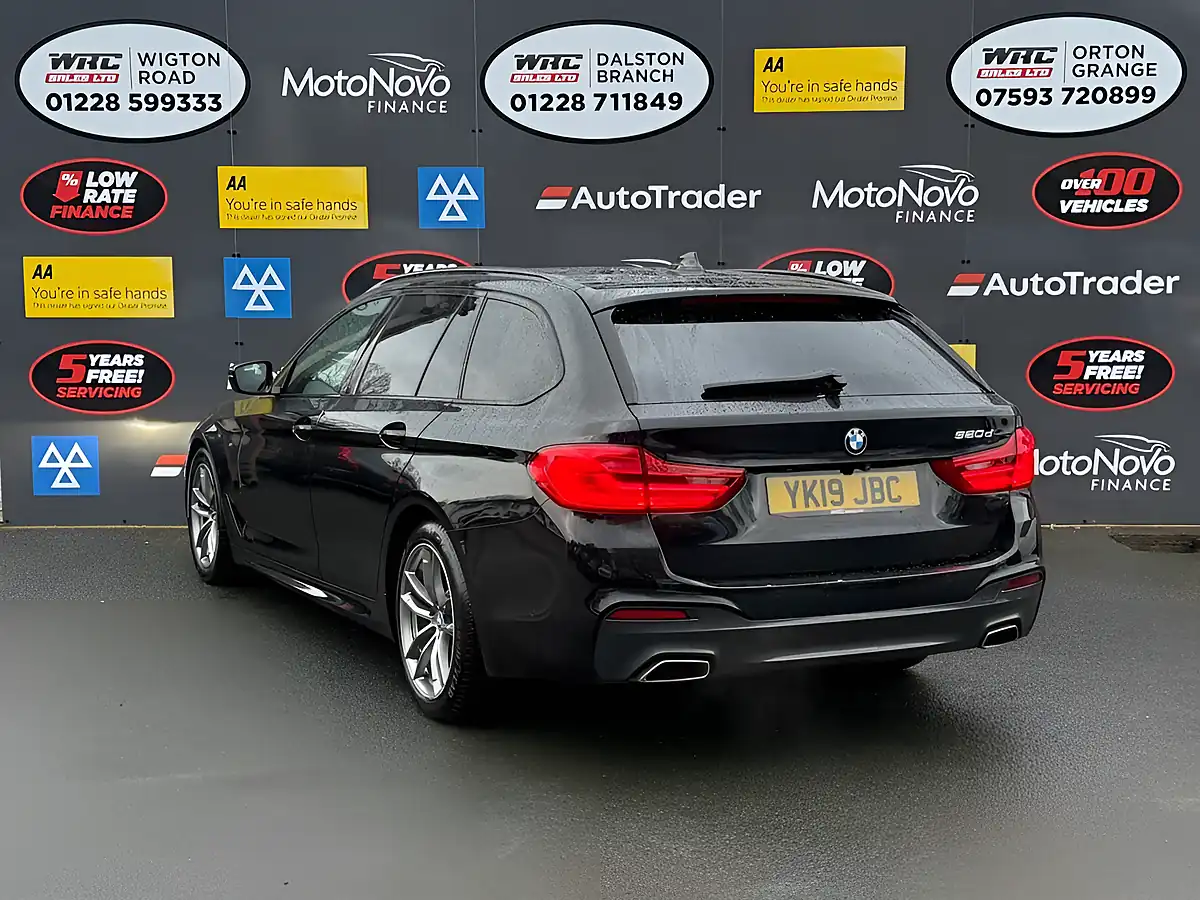 Used 2019 BMW 5 Series M Sport Touring Black - Interior and Exterior details 3