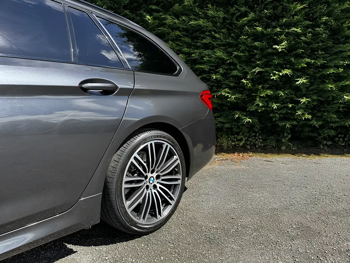 Used 2019 BMW 5 Series M Sport Touring Grey - Interior and Exterior details 11