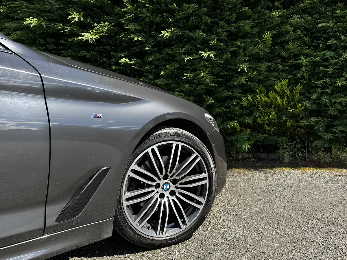 Used 2019 BMW 5 Series M Sport Touring Grey - Interior and Exterior details 9