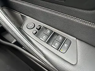 Used 2019 BMW 5 Series M Sport White - Interior and Exterior details 15