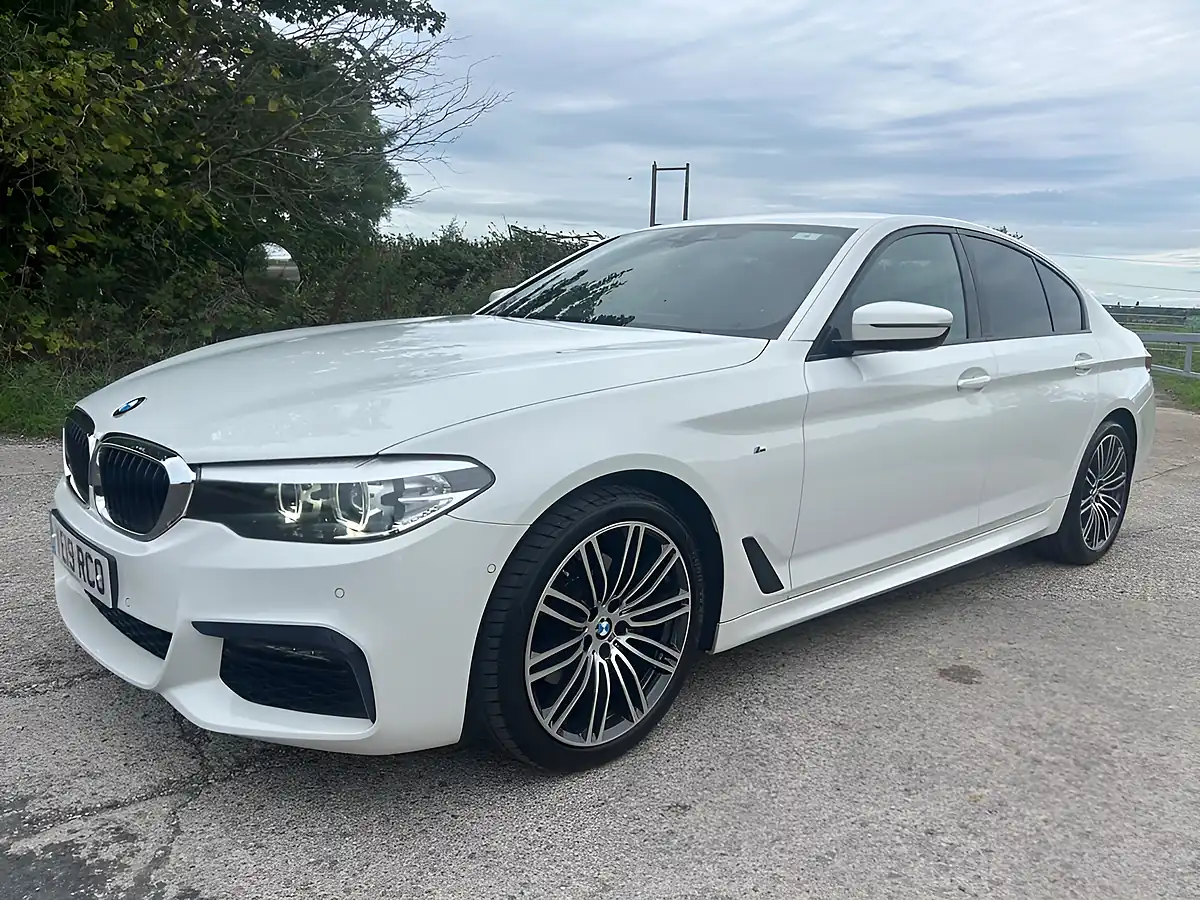Used 2019 BMW 5 Series M Sport White - Interior and Exterior details 8