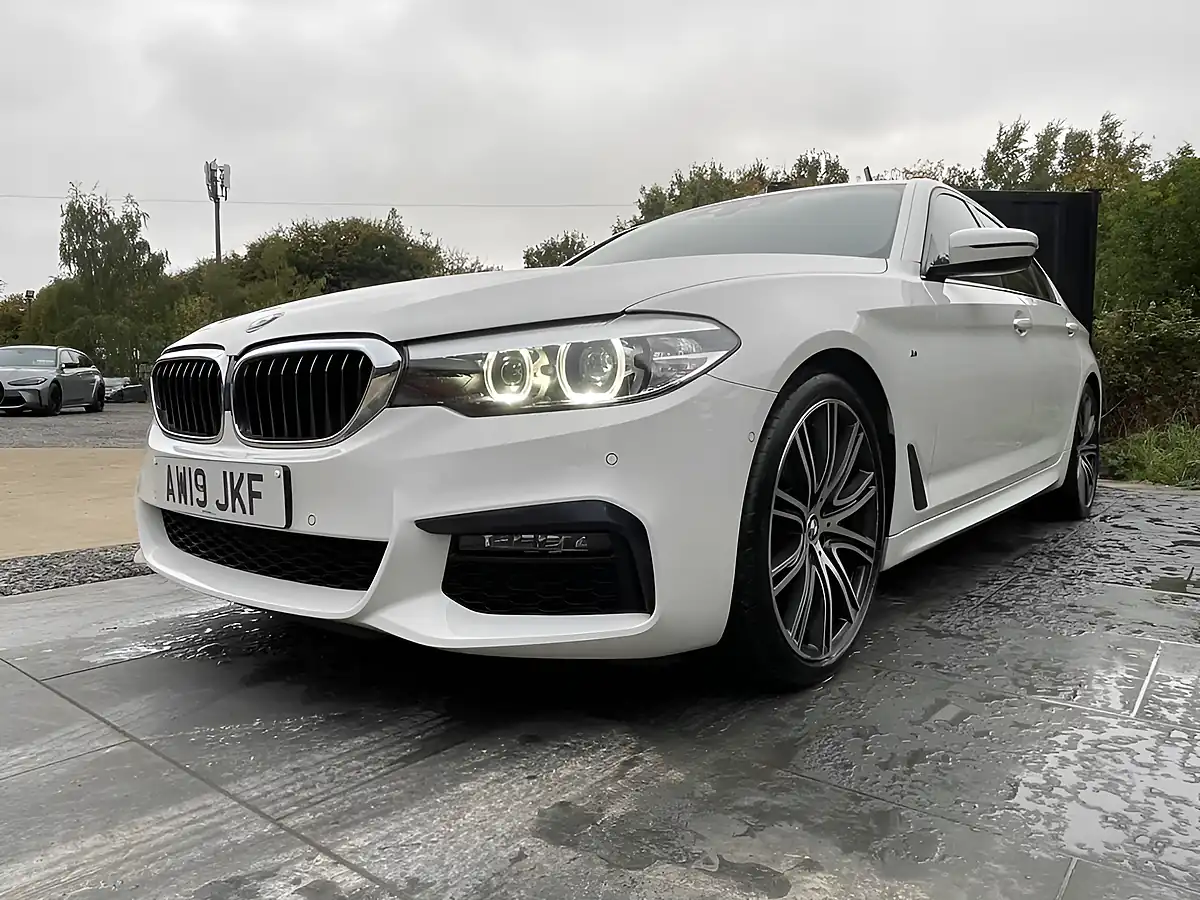 Used 2019 BMW 5 Series M Sport White - Interior and Exterior details 3