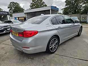 Used 2019 BMW 5 Series Se Glacier Silver - Interior and Exterior details 17