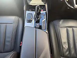 Used 2019 BMW 5 Series Se Silver - Interior and Exterior details 14
