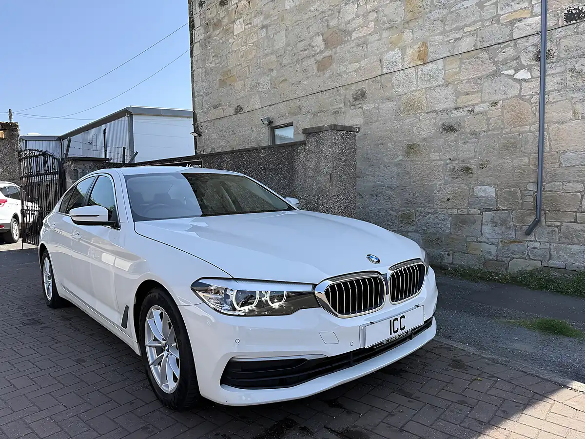 Used 2019 BMW 5 Series Se White - Interior and Exterior details 16