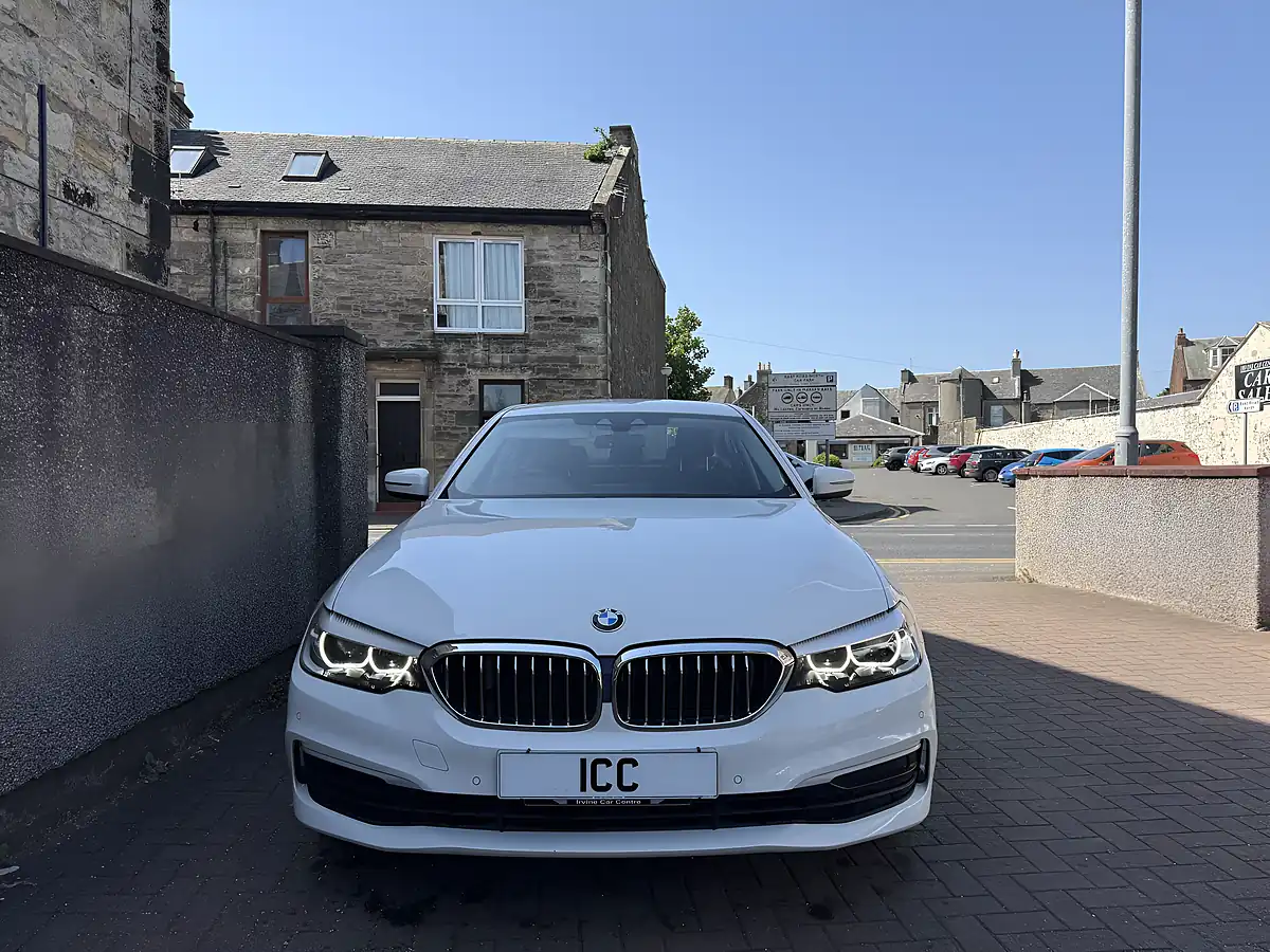 Used 2019 BMW 5 Series Se White - Interior and Exterior details 5