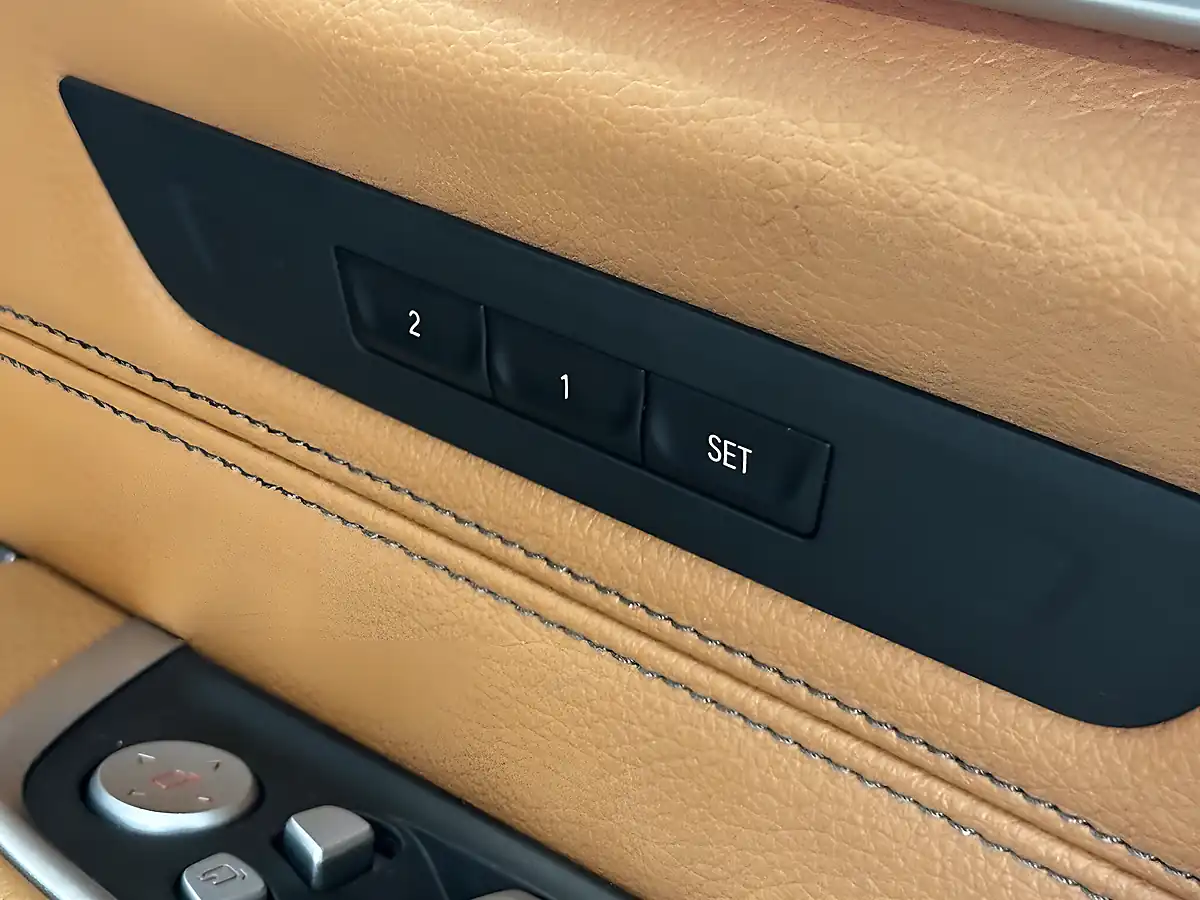 Used 2019 BMW 6 Series M Sport GT Alpine White - Interior and Exterior details 10