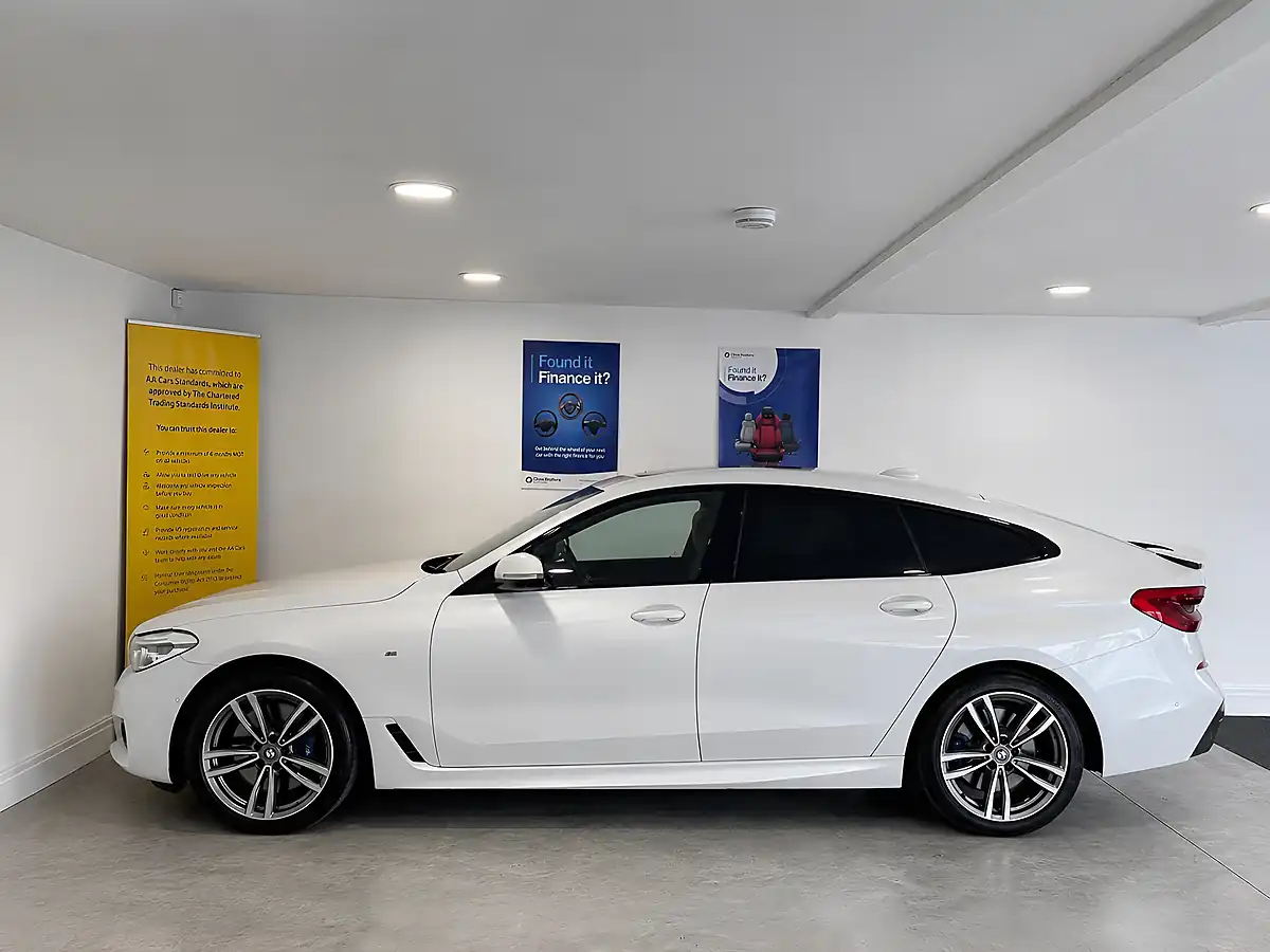 Used 2019 BMW 6 Series M Sport GT Alpine White - Interior and Exterior details 9