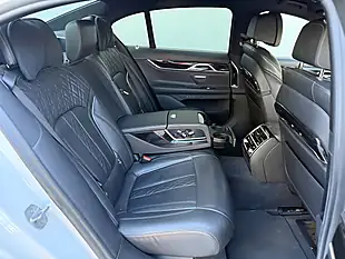 Used 2019 BMW 7 Series M Sport White - Interior and Exterior details 12