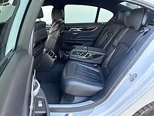 Used 2019 BMW 7 Series M Sport White - Interior and Exterior details 15